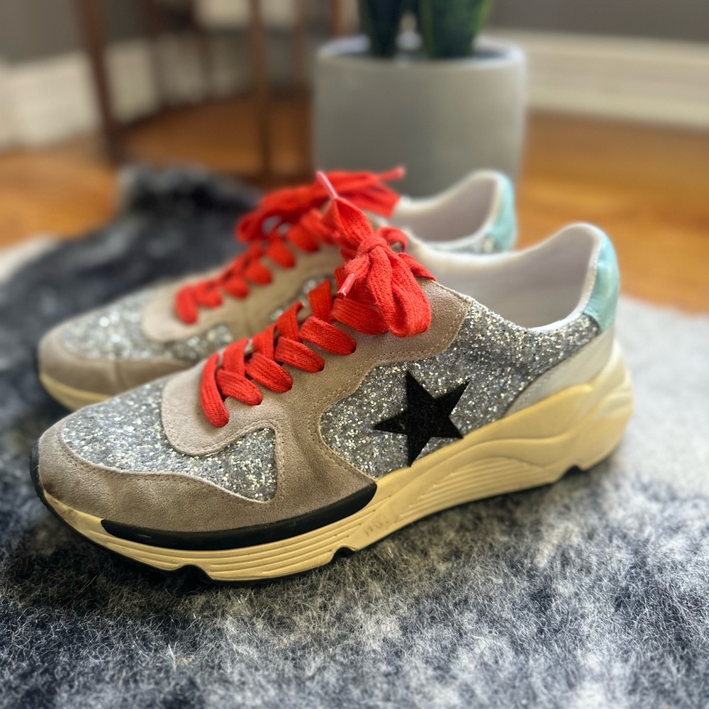 Oasis Society Popstar Glitter Runner Sneaker